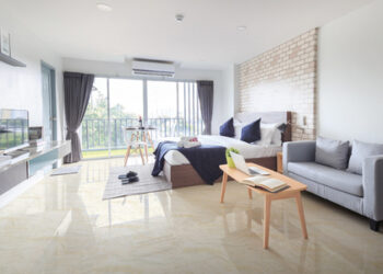 Mệnh Kim lát gạch nhà màu gì hợp phong thủy?